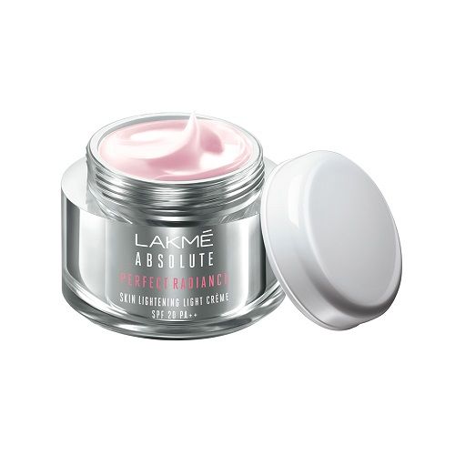 Lakme Perfect Radiance - Lightening Light Cream With Sunscreen, 50 g